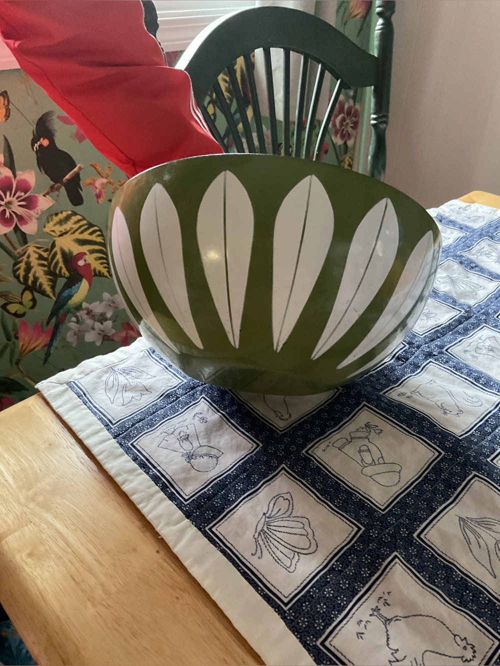 Green Decorative Serving Bowl with White Leaf Pattern